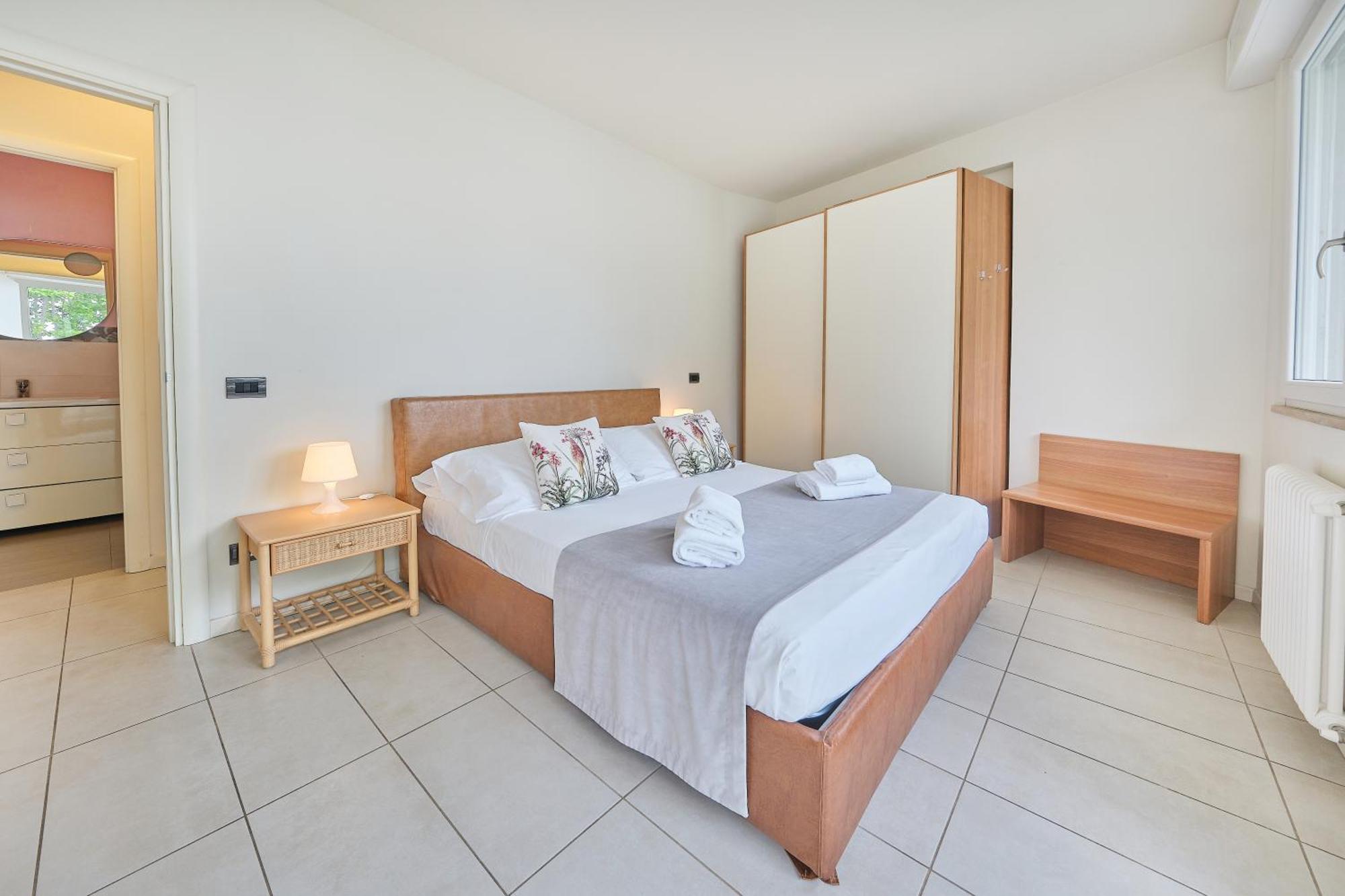 Front Lake Apartment Bardolino Exterior photo