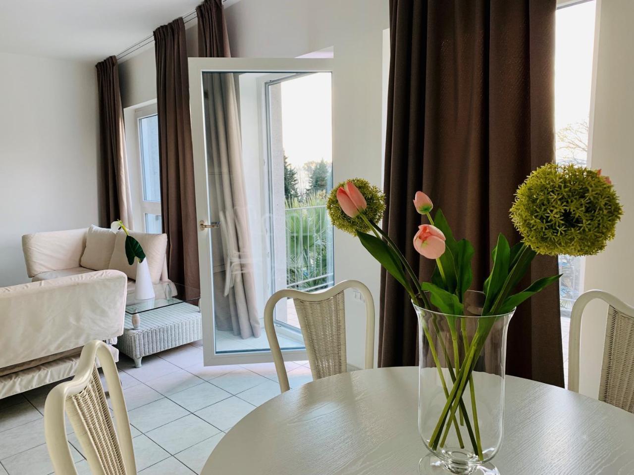 Front Lake Apartment Bardolino Exterior photo